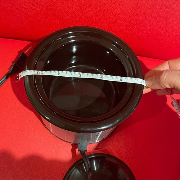 Slow Cooker - Picture 8 of 9